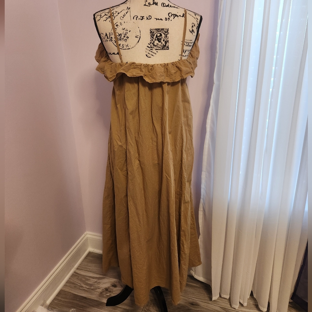 H&M Tan Ruffle Maxi Dress Size Small - Picture 3 of 6
